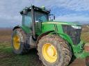 John Deere 7230R traktor