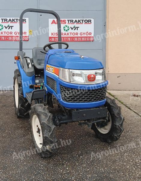 Iseki TM150 háromhengeres,  szervokormányos,  15 lóerős,  4x4 hajtású kistraktor