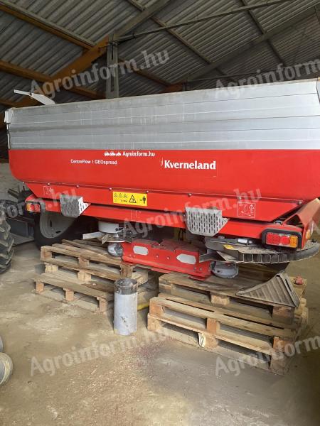Kverneland TL GEOspread 3225 Profi szakaszolás, súlymérés, folyamatos karbantartás