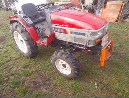 Yanmar 18LE, műszakis, 4x4 hajtású kistraktor tolólappal eladó