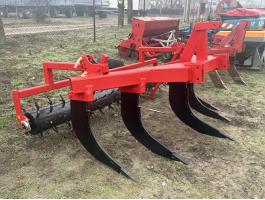 Ih 5 késes talajlazító tüskés hengerrel lazító