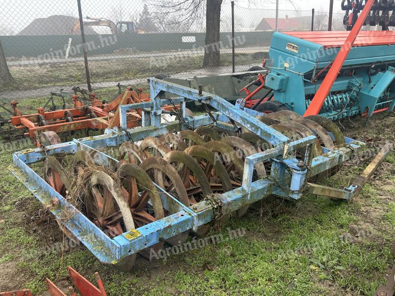 Lemken ekéhez elmunkáló ékgyűrűs henger