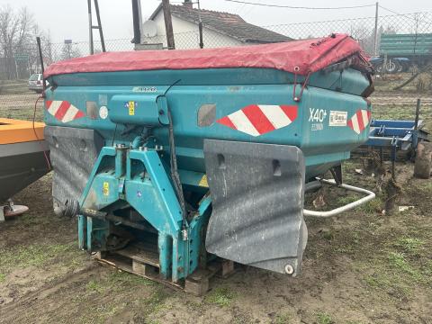 Sulky X40+ függesztett műtrágyaszóró