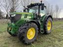 John Deere 6215R traktor