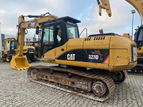 Caterpillar 323 D / 2007 / 12 078 üzemóra / Lízing 20%-tól Caterpillar 323 D / 2007 / 12 078 üzemóra / Lízing 20%-tól