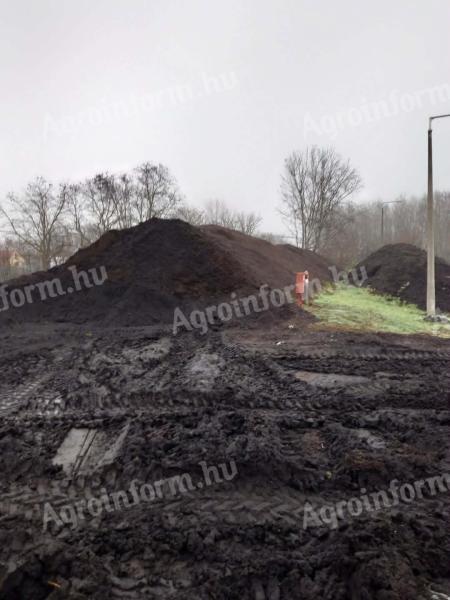 Komposzt eladó,  szennyvíziszap-mentes