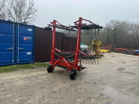 AgriFarm 750 gyomfésű – hidraulikus AgriFarm 750 gyomfésű – hidraulikus