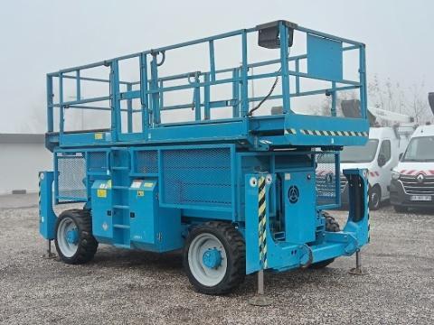 Genie GS4390 - 15,11 m, dízel, 4x4 ollós emelő eladó Genie GS4390 - 15,11 m, dízel, 4x4 ollós emelő eladó