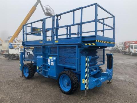 Genie GS4390 - 15,11 m, dízel, 4x4 ollós emelő eladó Genie GS4390 - 15,11 m, dízel, 4x4 ollós emelő eladó