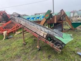 SZÁLLÍTÓSZALAG,  FELHORDÓSZALAG,  3,8 MÉTER HOSSZÚ . 380V MOTOR