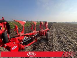 Maschio Gaspardo Unico M 4+1 Vario- váltva forgató eke hidraulikus fogásszélesség állítással