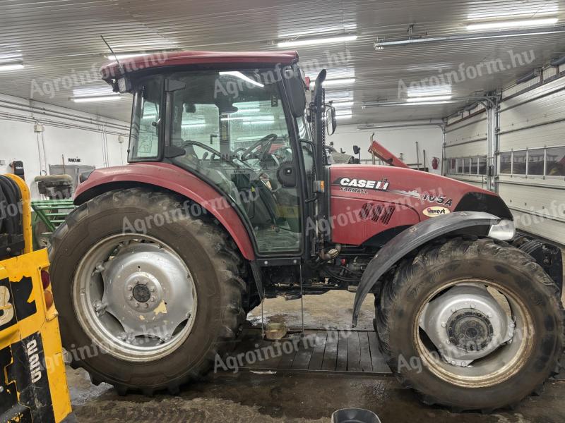 Case Farmall 105A