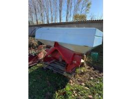 Sulky műtrágyaszóró eladó 1200 literes kapacitással