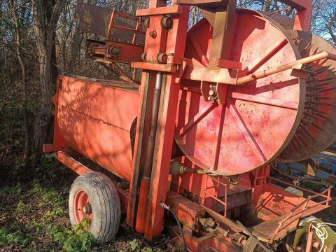 Moty 2000 tökmagozó gép eladó működőképes állapotban Moty 2000 tökmagozó gép eladó működőképes állapotban