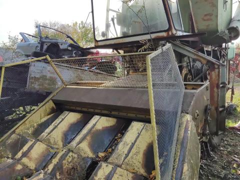 Claas Matador kombájn kukorica adapterrel eladó Claas Matador kombájn kukorica adapterrel eladó