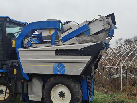 New Holland Braud szüretelő kombájnok eladók New Holland Braud szüretelő kombájnok eladók