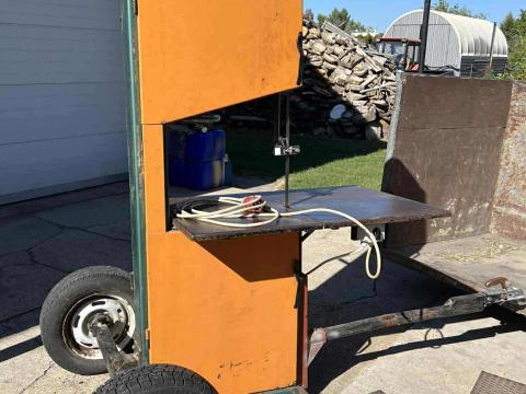 600-as szalagfűrész 600-as szalagfűrész