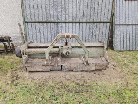 Venyigezúzó eladó kiváló állapotban Venyigezúzó eladó kiváló állapotban