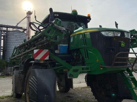 John Deere R4030 önjáró permetezőgép John Deere R4030 önjáró permetezőgép