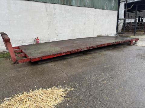 Bálaszállító plató eladó Bálaszállító plató eladó