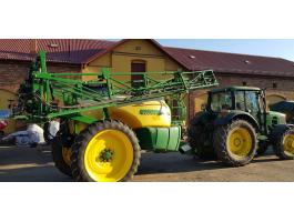 John Deere 732 vontatott permetező eladó