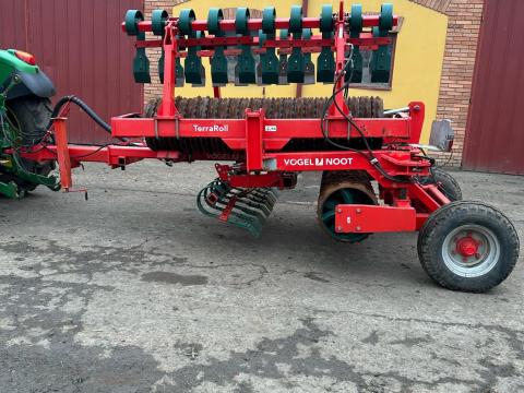 Vogel & Noot Terra Roll 6,3 méteres talajhenger simítóval eladó Vogel & Noot Terra Roll 6,3 méteres talajhenger simítóval eladó