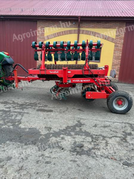 Vogel & Noot Terra Roll 6,3 méteres talajhenger simítóval eladó