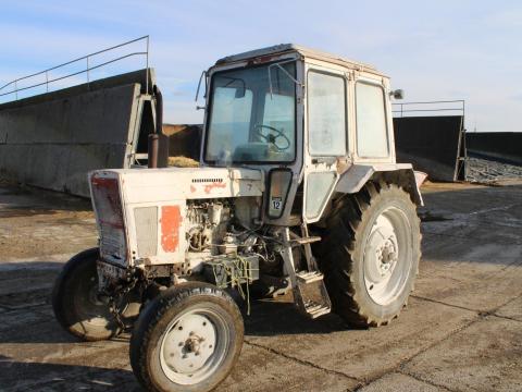 MTZ 80 traktor eladó online aukción