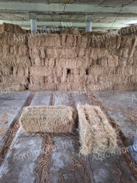 Kiskocka szalma bála eladó