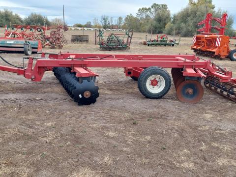 Eladó vontatott középnehéz V tárcsa Metalwolf Kvtb-3, 2 Eladó vontatott középnehéz V tárcsa Metalwolf Kvtb-3, 2