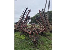 9,8 méteres IH tárcsa eladó