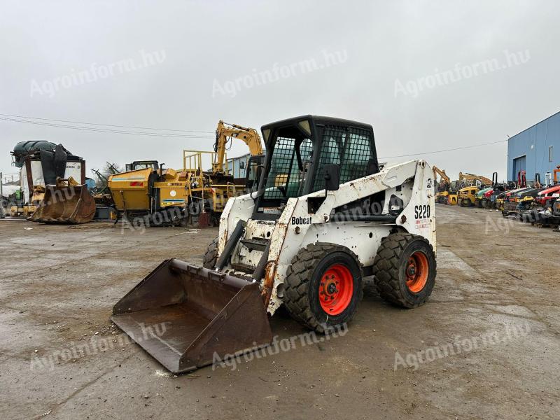 Bobcat S220 minirakodó