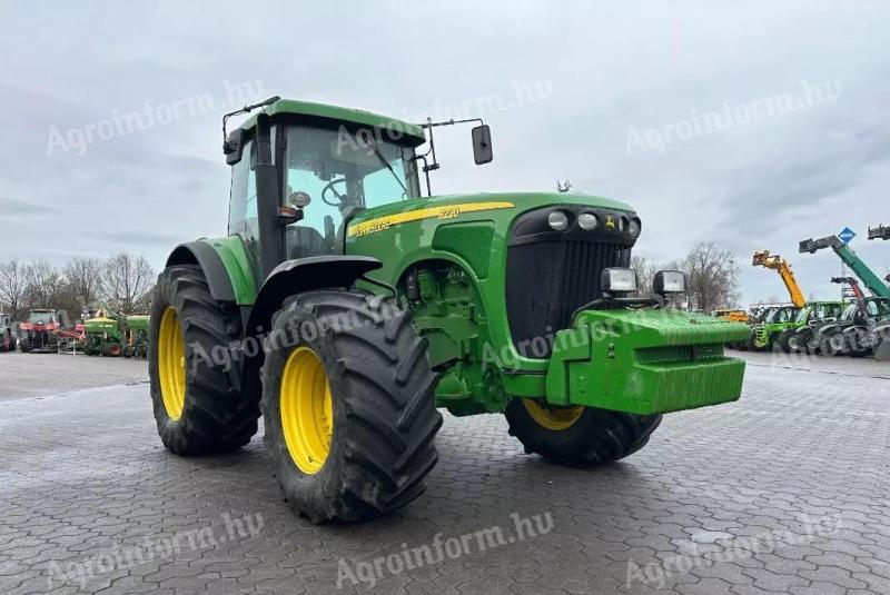 John Deere 8220 Powershift