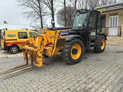 JCB 535-125 rendszámozható, 3607 üzemórás teleszkópos rakodó eladó JCB 535-125 rendszámozható, 3607 üzemórás teleszkópos rakodó eladó