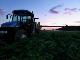 New Holland TD 95 D eladó homlokrakodós traktor