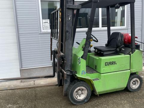 Clark Targonca 1.5T Oldalmozgatós