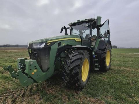 John Deere 8R410 - 0%Áfa - Leszállítva John Deere 8R410 - 0%Áfa - Leszállítva