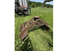 Rönkfogó kanál eladó – 160 cm nyitási szélességgel