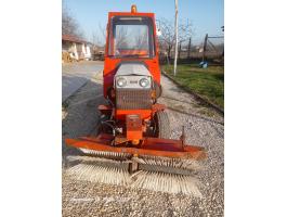 Gutbrod 2600 D kommunális kistraktor kiváló állapotban