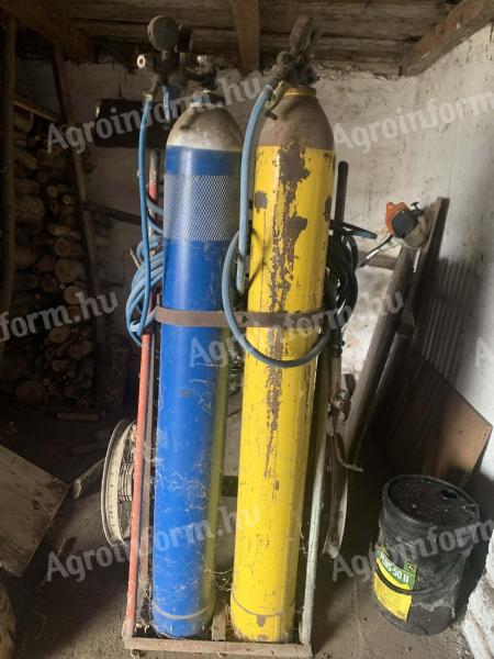 Eladó lánghegesztő készlet palackokkal