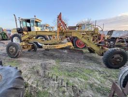 Orosz vontatott gréder