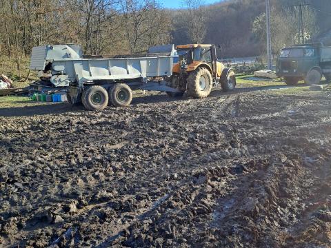Trágyaszóró eladó – 10 tonnás RMA10-es szervestrágyaszóró