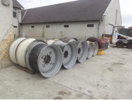 Felnik és keréktárcsák eladók 10.000 Ft-tól