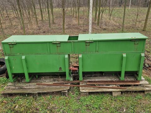 Kongskilde műtrágya tartály kultivátorra