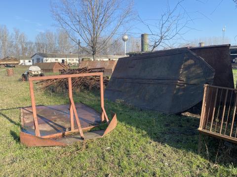 Eladó szőlőszállító csúszótalp