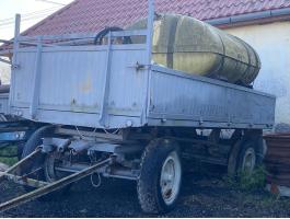 Eladó vízátrakó tartály + pótkocsi