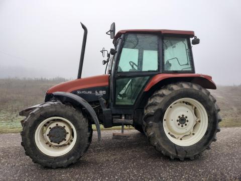 New Holland L 85