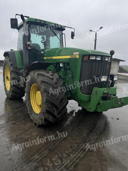 John Deere 8200 - Adásvételivel vagy EU adószámmal 0%Áfa- Leszállítva
