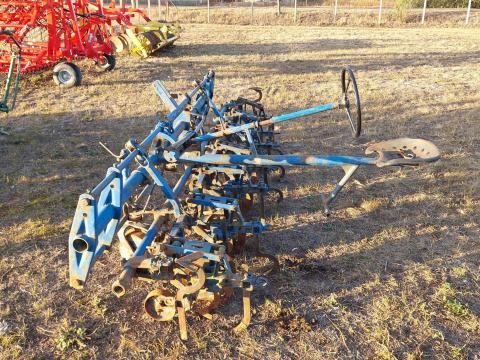 Eladó RAU kormányzott sorközművelő kultivátor