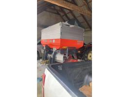 Eladó Kubota DSM-W Geospread műtrágyaszóró